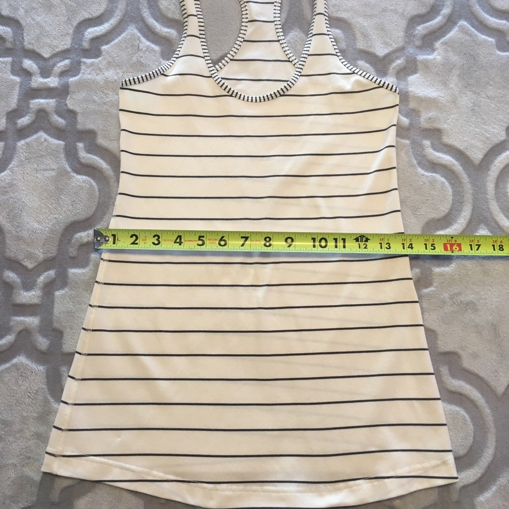 Lululemon Tank - Picture 2 of 6